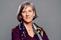 还有相当比例用于处理功课难题、获取学 